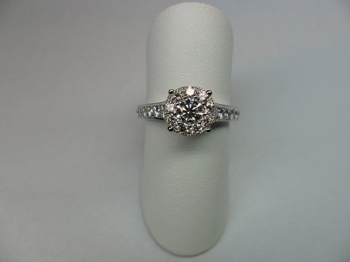 Halo Rijring Solitair Ring Witgoud